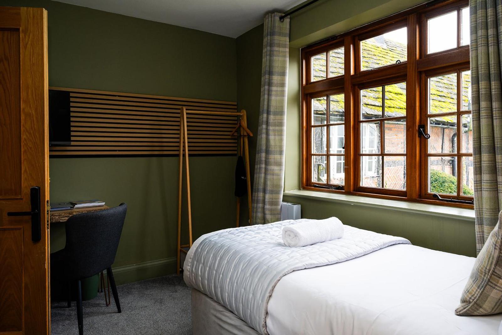 Tottington Manor Hotel Henfield Exterior photo